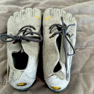 Vibram Men’s CVT Wool Shoes in Size 11-11.5 UsSA/ EU 45